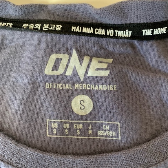 One Official Merchandise Logo Cropped Tee Shirt - Picture 5 of 11